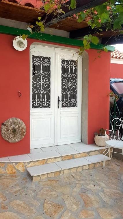 Vintage House For Rent 60M From Sea Appartement Baška Voda Buitenkant foto